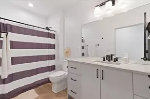 815 N English Settlement Ave, Racine, WI 53105 - Photo 92