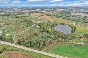 815 N English Settlement Ave, Racine, WI 53105 - Photo 8