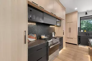 815 N English Settlement Ave, Racine, WI 53105 - Photo 52