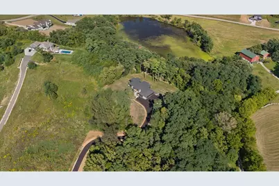 815 N English Settlement Ave, Racine, WI 53105 - Photo 134