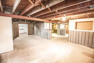 N89W13809 Bonnie Ln, Menomonee Falls, WI 53051 - Photo 48