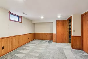 234 Green Valley Pl, West Bend, WI 53095 - Photo 32