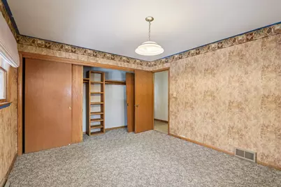 234  Green Valley Pl, West Bend, WI 53095 - Photo 18