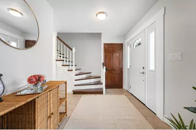 2746  Manor Ave, Racine, WI 53406 - Photo 2