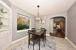 5880 N 29th St, Milwaukee, WI 53209 - Photo 12