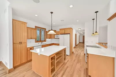 605  St Johns Dr, Delafield, WI 53018 - Photo 16