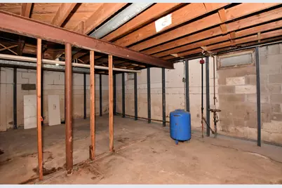 1108 W Zedler Ln, Mequon, WI 53092 - Photo 26