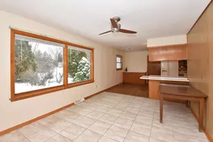 1108 W Zedler Ln, Mequon, WI 53092 - Photo 18