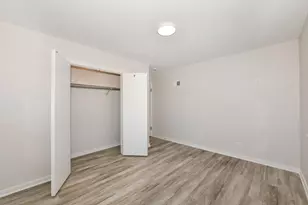 137 S Green Bay Rd, Racine, WI 53406 - Photo 22