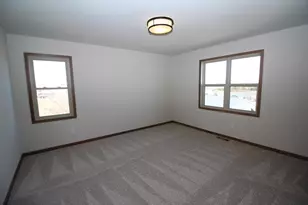 912 Fairway Dr, Twin Lakes, WI 53181 - Photo 18