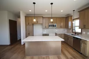 912 Fairway Dr, Twin Lakes, WI 53181 - Photo 10