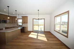 912 Fairway Dr, Twin Lakes, WI 53181 - Photo 8