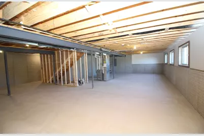 912  Fairway Dr, Twin Lakes, WI 53181 - Photo 20