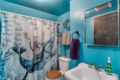 1831 W Becher St, Milwaukee, WI 53215 - Photo 14