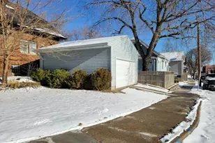 122 W Maple St, Milwaukee, WI 53204 - Photo 46