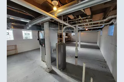 122 W Maple St, Milwaukee, WI 53204 - Photo 32