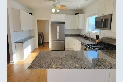 122 W Maple St, Milwaukee, WI 53204 - Photo 18