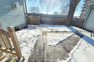 122 W Maple St, Milwaukee, WI 53204 - Photo 40