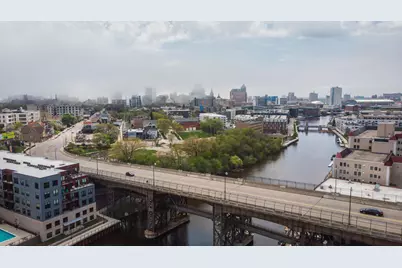 1902 N Commerce St #303, Milwaukee, WI 53212 - Photo 38