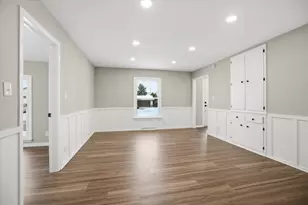 5801 W Allwood Dr, Franklin, WI 53132 - Photo 10