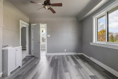 3279 N 21st St #3279B, Milwaukee, WI 53206 - Photo 16