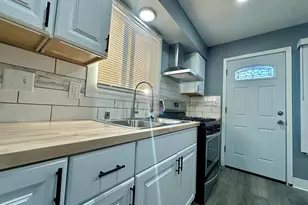 6611 N 52nd St, Milwaukee, WI 53223 - Photo 8