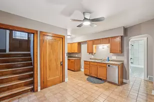 9208 W Swan Cir, Milwaukee, WI 53225 - Photo 12