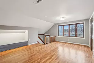 9208 W Swan Cir, Milwaukee, WI 53225 - Photo 16