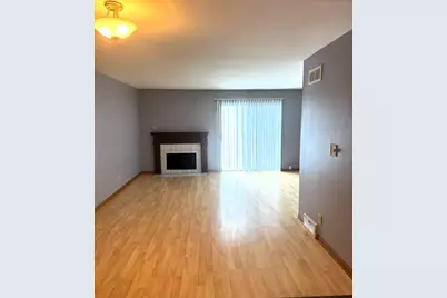 6240 W College Ave, Greendale, WI 53129 - Photo 8