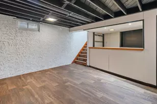 6417 N Green Bay Ave, Glendale, WI 53209 - Photo 20