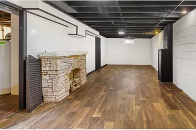 6417 N Green Bay Ave, Glendale, WI 53209 - Photo 18