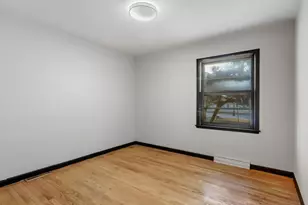 6417 N Green Bay Ave, Glendale, WI 53209 - Photo 14