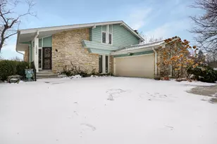 1523 W Liebau Rd, Mequon, WI 53092 - Photo 2
