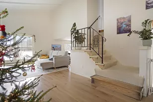 1523 W Liebau Rd, Mequon, WI 53092 - Photo 4