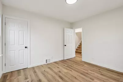 5129 N 62nd St, Milwaukee, WI 53218 - Photo 10