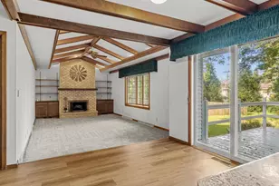 3121 Monroe St, Two Rivers, WI 54241 - Photo 2