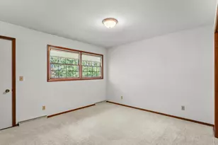 3121 Monroe St, Two Rivers, WI 54241 - Photo 24