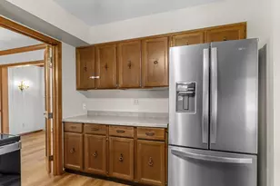 3121 Monroe St, Two Rivers, WI 54241 - Photo 16