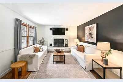 526 W Jefferson St, Port Washington, WI 53074 - Photo 4