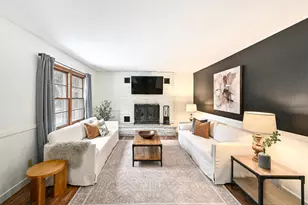 526 W Jefferson St, Port Washington, WI 53074 - Photo 4