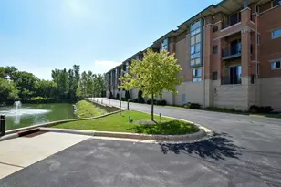 15295 W Library Ln, New Berlin, WI 53151 - Photo 30