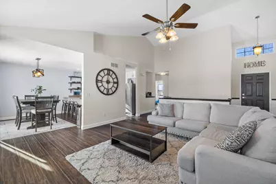 242  Cotton Grass Ln, Walworth, WI 53184 - Photo 6