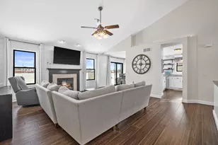 242 Cotton Grass Ln, Walworth, WI 53184 - Photo 2