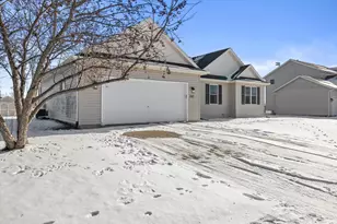 242 Cotton Grass Ln, Walworth, WI 53184 - Photo 2