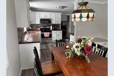 N64W21021  Mill Rd, Menomonee Falls, WI 53051 - Photo 8