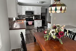 N64W21021 Mill Rd, Menomonee Falls, WI 53051 - Photo 8