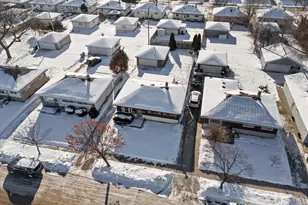 1521 W Holmes Ave, Milwaukee, WI 53221 - Photo 38