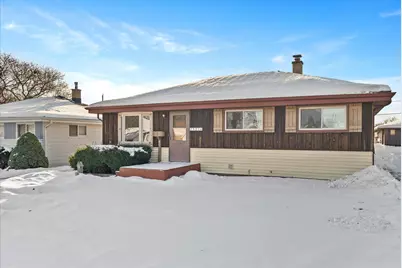 1521 W Holmes Ave, Milwaukee, WI 53221 - Photo 22