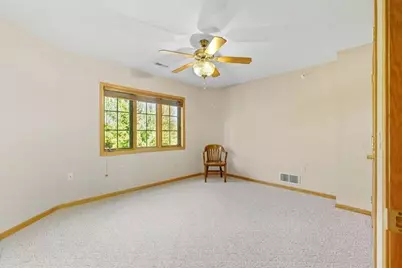 201  Oconomowoc Pkwy, Oconomowoc, WI 53066 - Photo 32