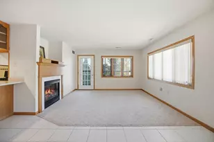 201 Oconomowoc Pkwy, Oconomowoc, WI 53066 - Photo 4